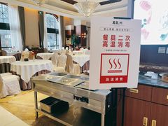 -万龙洲海鲜(大兴绿地缤纷城店)