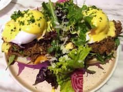 疯狂手撕牛肉班尼迪克蛋-The Rug Cafe(王府中环店)