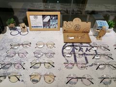 -Trend1881视光·蔡司视觉(领展广场店)