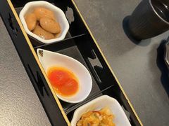 -铭牛烧肉·和牛海鲜自助(高新月牙湖店)