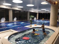 -一兆韦德健身(凤凰城店)