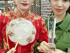 -金夫人化妆摄影职业培训学校