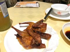 招牌烤乳鸽-石岐佬中山菜馆(张溪店)