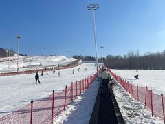 -怪坡国际滑雪场