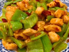 辣子鸡丁-北大地皖峰饭馆