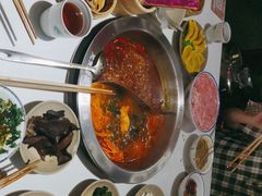 -卤校长重庆火锅(国兴店)