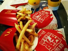 -麦当劳(杨林得来速店)