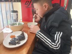 -子宸什夹婆乌鸡米线弹子石店(泽科·星泽汇店)