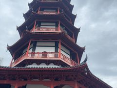 -绳金塔
