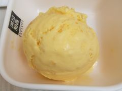 芒果冰激凌球-满记甜品(无锡八佰伴店)