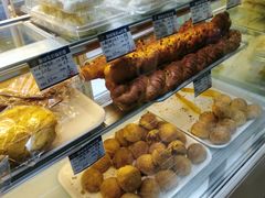 -白玉兰食品甜凤店(合生汇店)