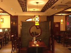 大堂-佬钱湾仔(衣裳街店)