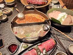 -三出山火锅(南京万象天地店)