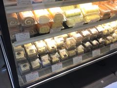 -红宝石·鲜奶小方·海派西点房(南丹店)
