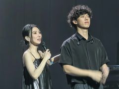 -交通银行前滩31演艺中心