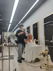 -icare美发沙龙