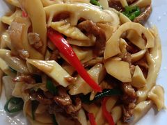 -万佛湖许老大铁锅鱼(黑金冠店)