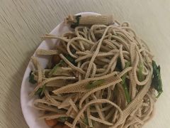 -闫家驴肉老店(华电一校店)