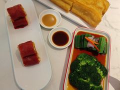 -广府汤语·靓汤·早茶·小粤菜(仁恒梦店)