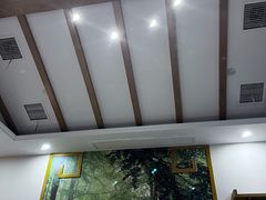 -香山湖家家宴(中山陵店)