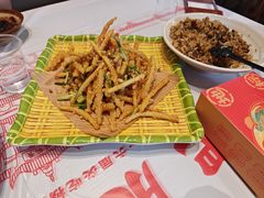 -肥肥虾庄·金牌油焖大虾(汉口城市广场店)