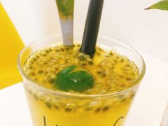 百香果青柠汁-一粒糖 · 潮汕小吃-海石花特色甜品