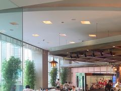 -怡咖啡海鲜自助餐厅(浦东香格里拉店)