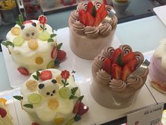 -花花卷卷·鲜食蛋糕(泉屋店)