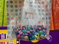 -m豆巧克力世界(上海世茂广场店)