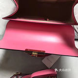朋友在国外买的G家的粉色包包