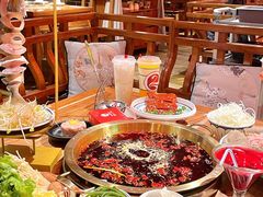 -小天鹅火锅·一线江景洪鼎旗舰店(洪崖洞店)