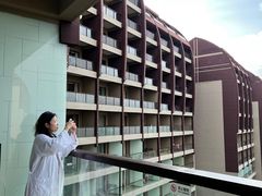 -三亚湾海居铂尔曼度假酒店