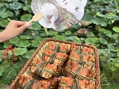 -七的湖·晚芳亭·阳澄湖农家菜·大闸蟹(莲花岛店)