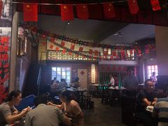 大堂-阿财老铺·老蚌埠龙虾城(华夏总店)