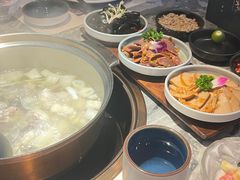 -大头椰·海南椰子鸡火锅(思明万象城店)