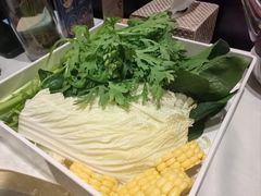 -天宜隆蘑菇宴火锅(石景山旗舰店)