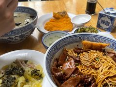 洋山芋榨菜肉丝-沪西老弄堂面馆(定西路店)