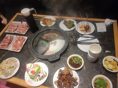 -火锅岛潮牌自助餐厅(天津天佑城店)