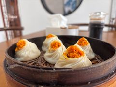 蟹粉小笼包-常鲜德乐购迎桂馒头店(麻巷公寓店)