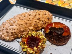 -HOT CRUSH趁热集合·现烤面包(上海环球港店)