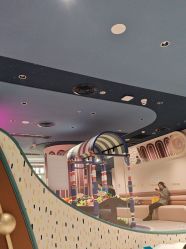 -奈尔宝家庭中心·亲子早教·派对餐厅(北京东坝万达店)