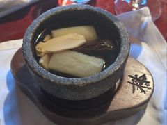 泉水菌汤-解香楼(八盘岭路店)