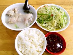 -雷祖芳老妈蹄花店