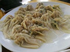 -溢香专业制作饺子云吞(莲花二村店)