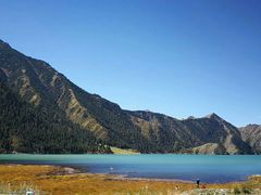 -天山神秘大峡谷