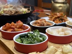 小菜拼盘-山城正宗集安高丽火盆