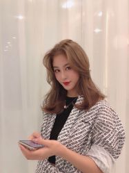 -3AM HAIR SALON染发接发