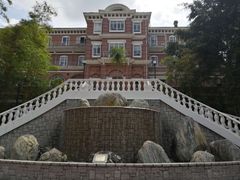 -香港大学