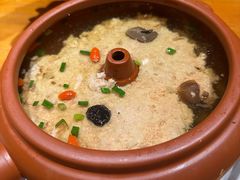 汽锅菌子肉饼-老滇山寨•云南特色菜•地方菜•民族风情歌舞表演(金碧店)