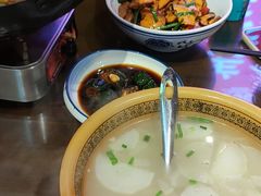 -富正毅三下锅·湘西韵味(天门山索道店)